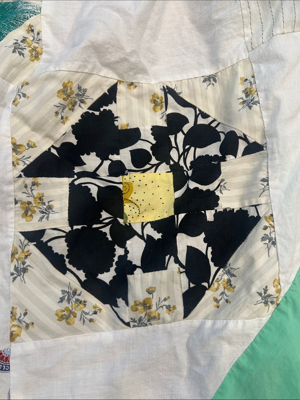 Handmade Patchwork Quilt with Mint Green Border - Picture 9 of 9